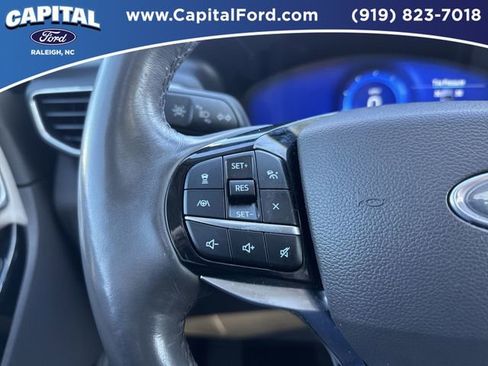 Certified 2023 Ford Explorer Platinum w/ Technology Package image 22
