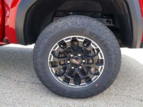 New 2026 GMC Canyon AT4 w/ Technology Plus Package AWD/4WD image 36
