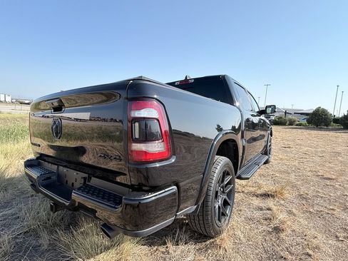 Used 2022 RAM 1500 Laramie AWD/4WD image 3