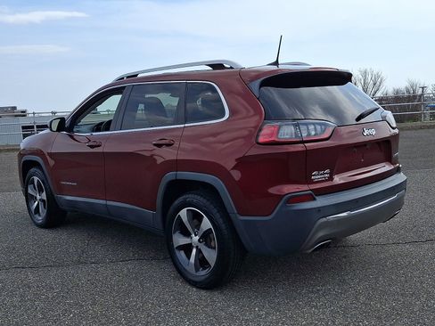 Used 2019 Jeep Cherokee Limited image 4