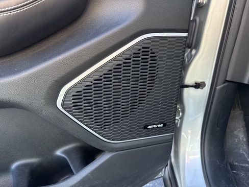 Used 2022 Jeep Grand Cherokee Limited 4xe image 13