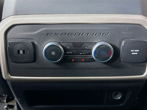 Used 2024 Ford Expedition Max Limited image 27