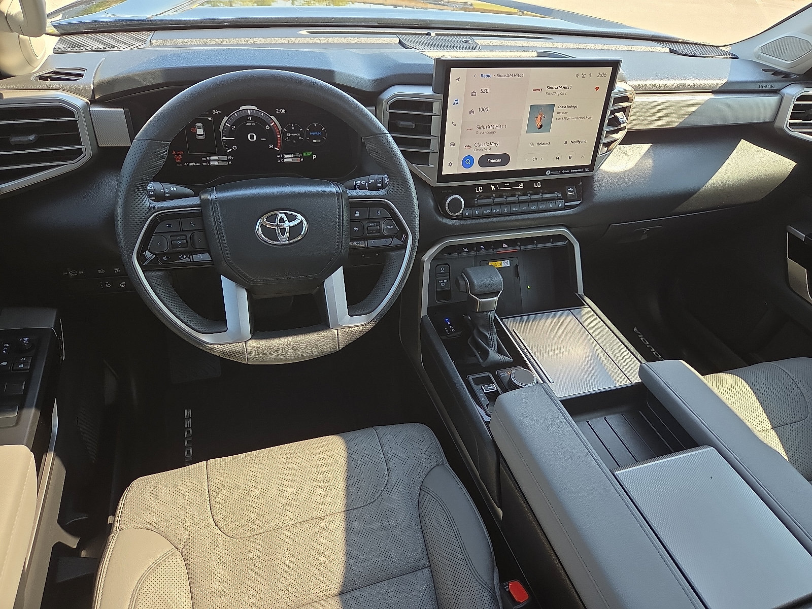 Used 2024 Toyota Sequoia Limited AWD/4WD image 12