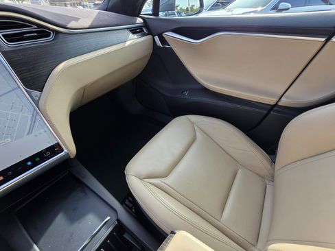 Used 2016 Tesla Model S P90D image 31