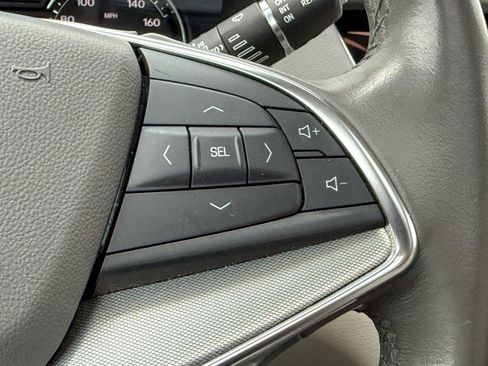 Certified 2022 Cadillac XT5 Premium Luxury image 23