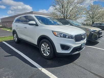 Used 2016 Kia Sorento LX w/ LX Convenience Package