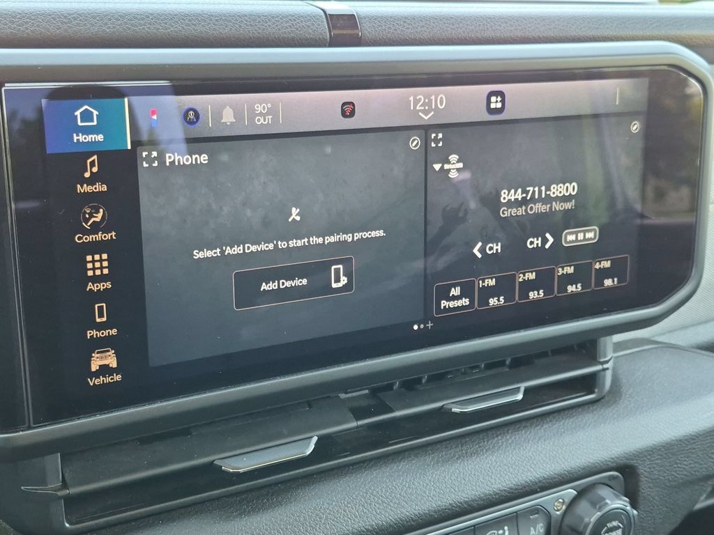 Used 2025 Jeep Gladiator Sport AWD/4WD image 16