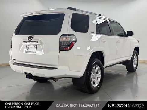 Used 2024 Toyota 4Runner SR5 AWD/4WD image 6