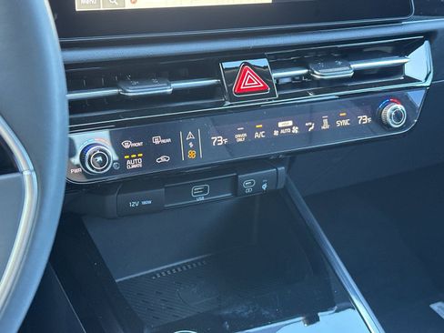 New 2026 Kia Niro Wind FWD image 21