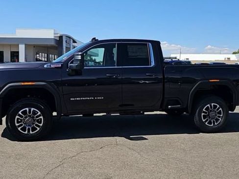 Used 2024 GMC Sierra 2500 SLE w/ SLE Value Package; AWD/4WD image 6