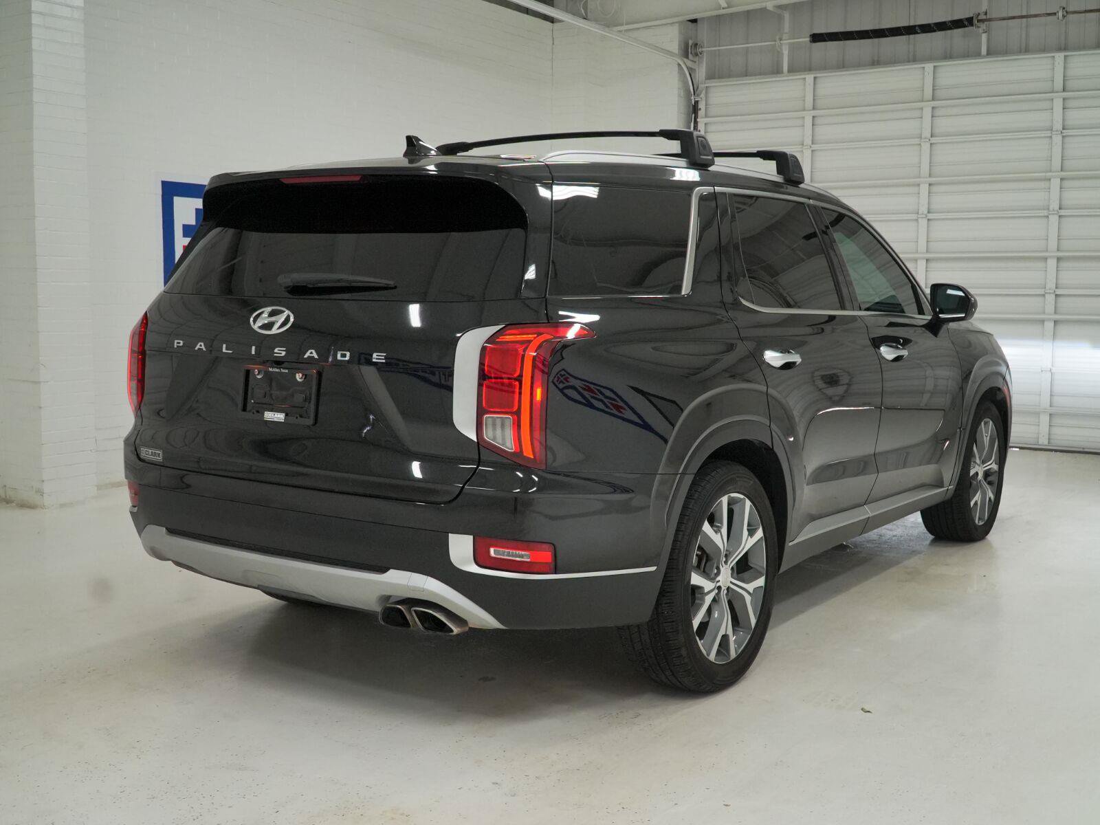 Used 2022 Hyundai Palisade SEL w/ Premium Package FWD image 27