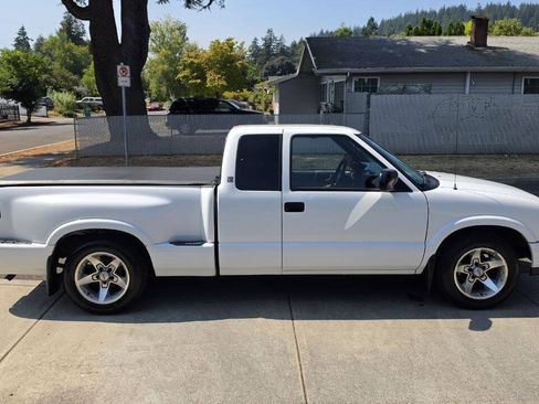 Used 2001 GMC Sonoma 2WD Extended Cab image 4