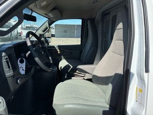 New 2025 Chevrolet Express 3500 w/ Power Convenience Package image 10