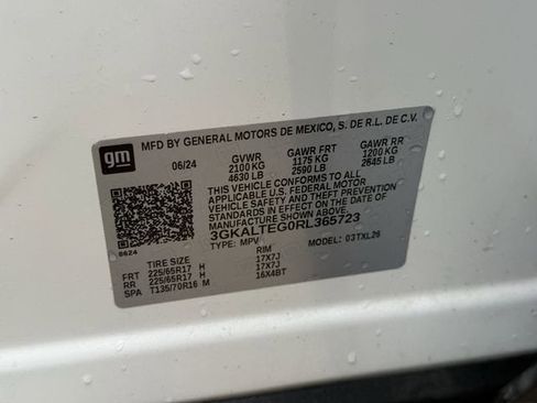 Used 2024 GMC Terrain SLE AWD/4WD image 35
