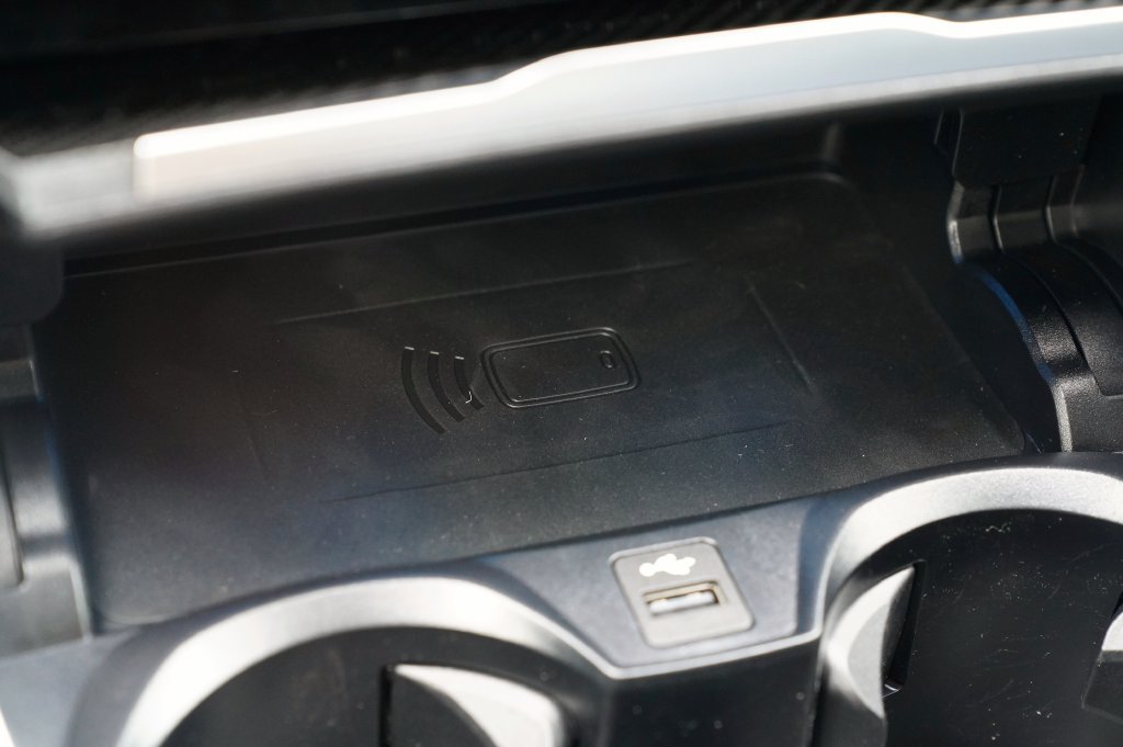 Used 2026 BMW M2 w/ Lighting Package RWD image 25