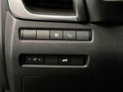 Used 2021 Nissan Rogue Platinum image 23