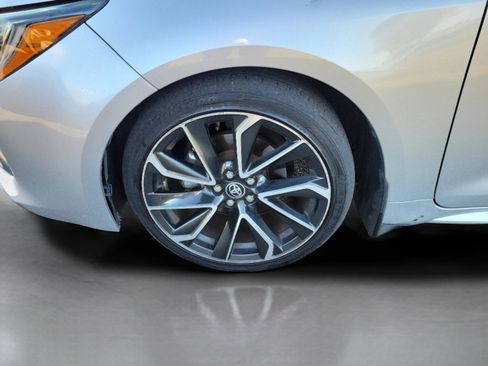 Used 2021 Toyota Corolla XSE image 30