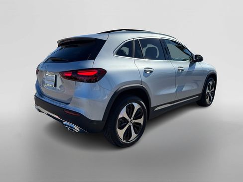 New 2026 Mercedes-Benz GLA 250 image 5