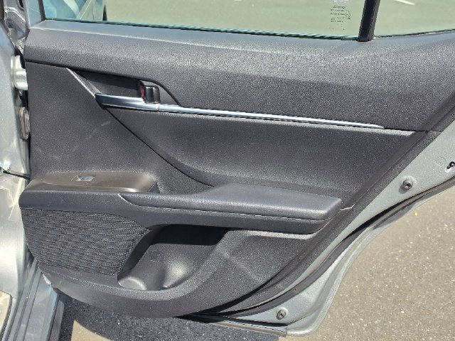 Used 2024 Toyota Camry SE w/ Cold Weather Package AWD/4WD image 16