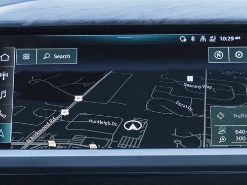 Used 2023 Audi Q4 e-tron Premium Plus w/ Premium Plus image 14