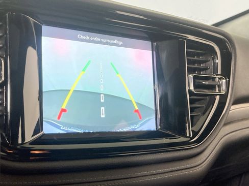 Used 2022 Dodge Durango GT image 13