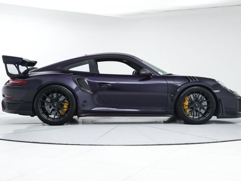 Used 2018 Porsche 911 GT2 RS image 6