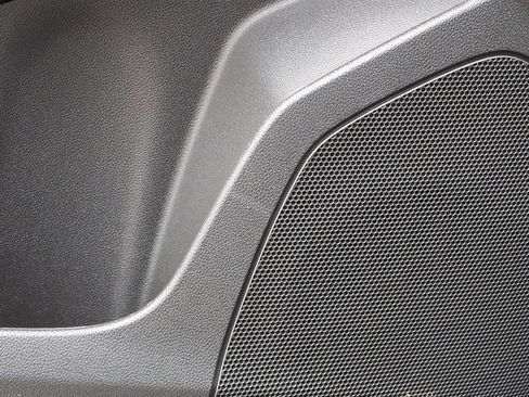 New 2026 Chevrolet Trax LT FWD image 25