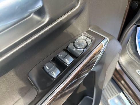 Used 2019 Chevrolet Silverado 1500 LT w/ All-Star Edition AWD/4WD image 11