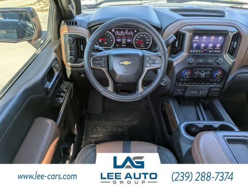 Used 2019 Chevrolet Silverado 1500 High Country w/ Technology Package image 13