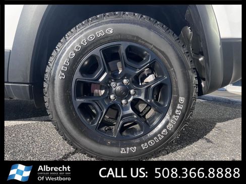 Used 2022 Jeep Cherokee Latitude w/ Sun & Sound Group image 33