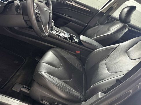 Used 2016 Ford Fusion Titanium FWD image 11