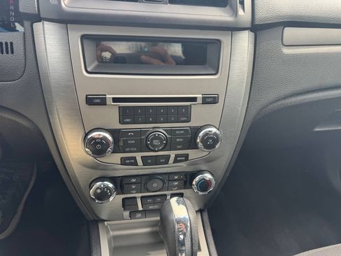Used 2012 Ford Fusion SE FWD image 19