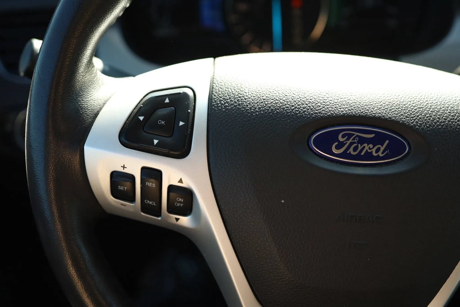 Used 2014 Ford Edge SEL w/ Equipment Group 205A AWD/4WD image 16