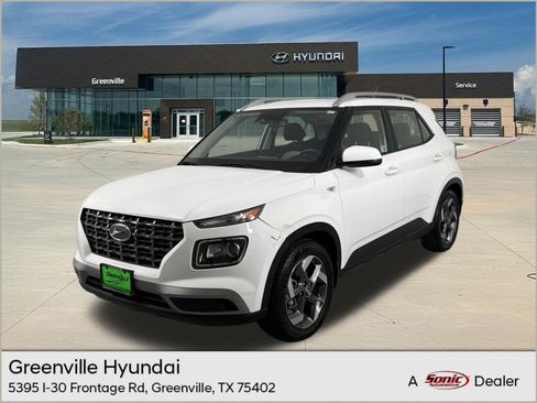 Used 2024 Hyundai Venue SEL FWD image 1