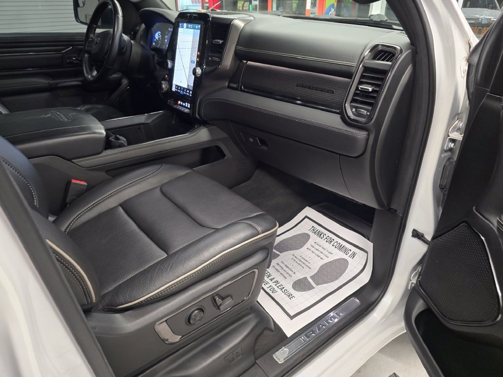 Used 2022 RAM 1500 Limited w/ Body Color Bumper Group AWD/4WD image 38