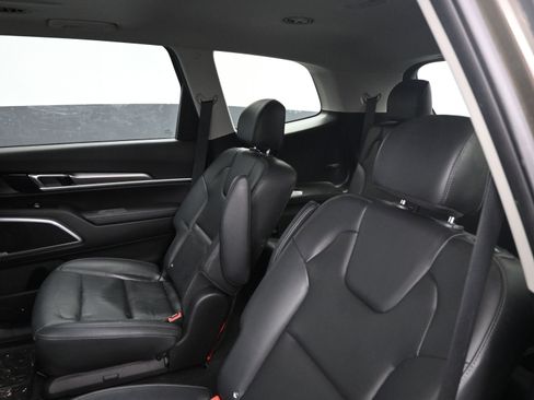 Used 2020 Kia Telluride S image 17