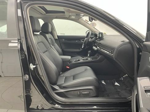 Used 2022 Honda Civic Touring image 18