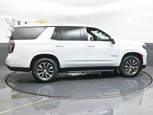 Used 2022 Chevrolet Tahoe LT w/ Luxury Package image 38