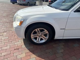 Used 2007 Dodge Magnum R/T w/ Convenience Group II RWD video 2