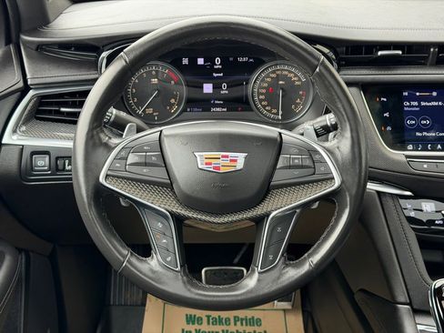 Used 2023 Cadillac XT5 Sportv w/ Technology Package AWD/4WD image 17