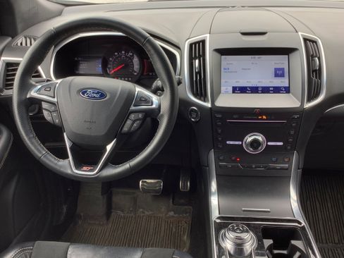 Used 2019 Ford Edge ST w/ Equipment Group 401A image 8