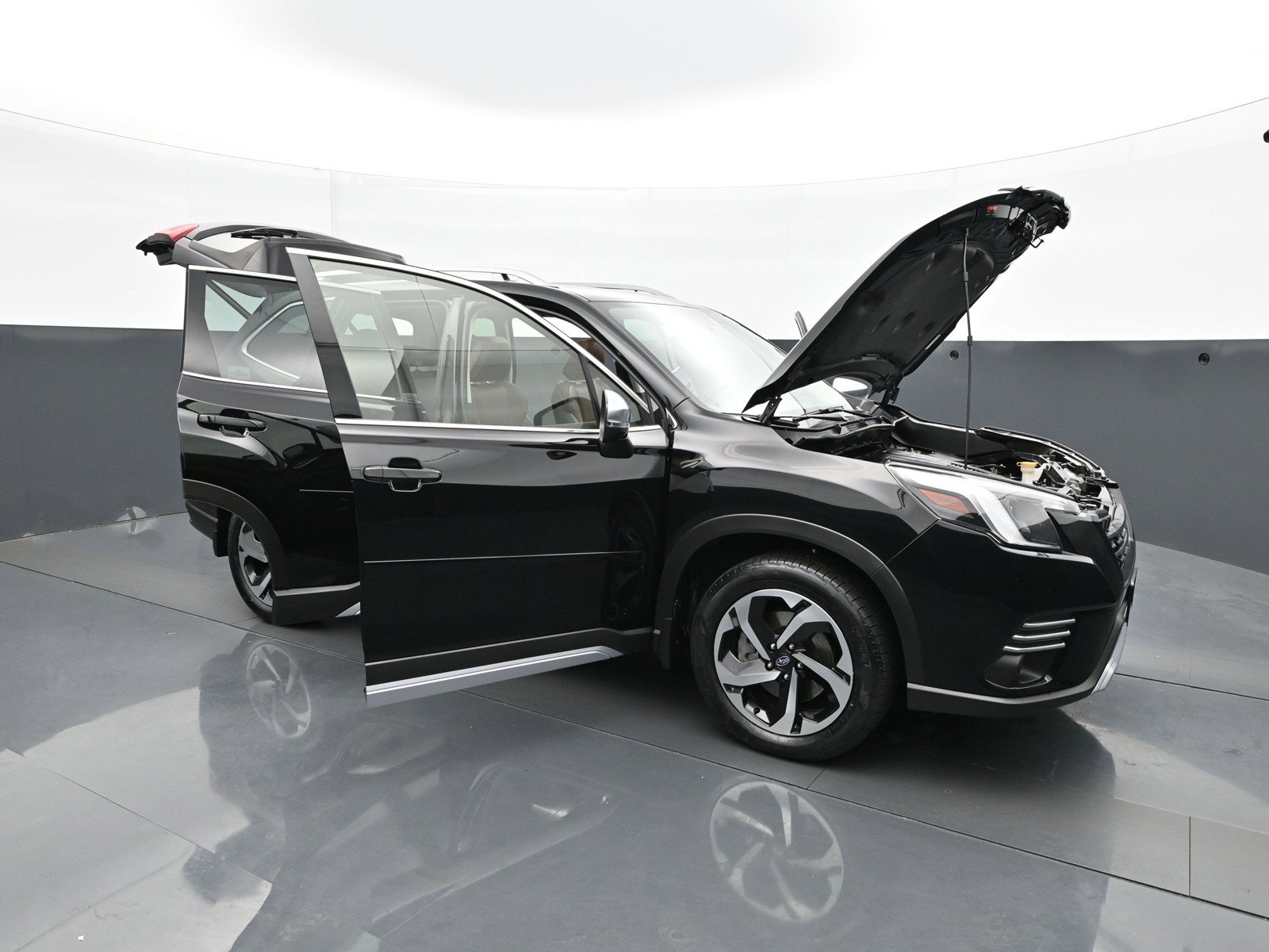Used 2023 Subaru Forester Touring AWD/4WD image 46