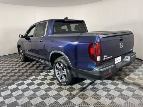 Certified 2018 Honda Ridgeline RTL-T image 3