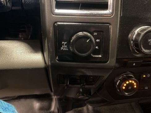 Used 2017 Ford F350 XLT image 18