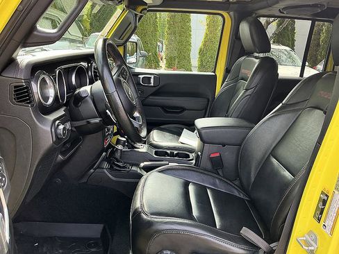 Used 2022 Jeep Wrangler Unlimited Rubicon AWD/4WD image 15