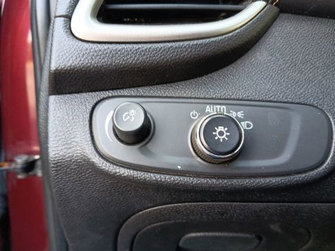 Used 2017 Chevrolet Trax LS FWD image 19