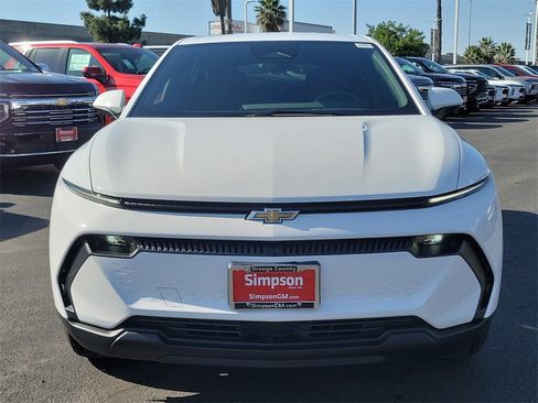 New 2026 Chevrolet Equinox EV LT image 20