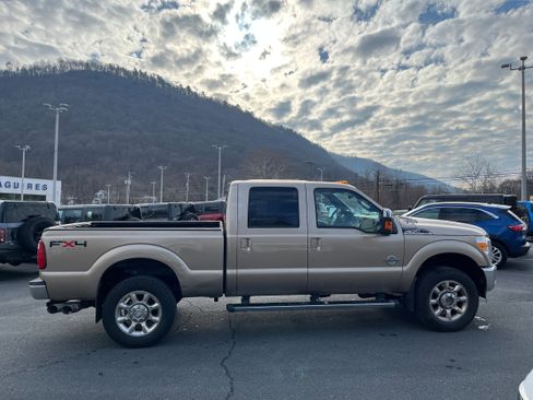 Used 2011 Ford F350 Lariat w/ Lariat Ultimate Pkg image 4