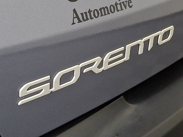 Used 2023 Kia Sorento S AWD/4WD image 30