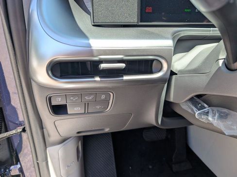 New 2026 Hyundai Ioniq 9 SEL image 18